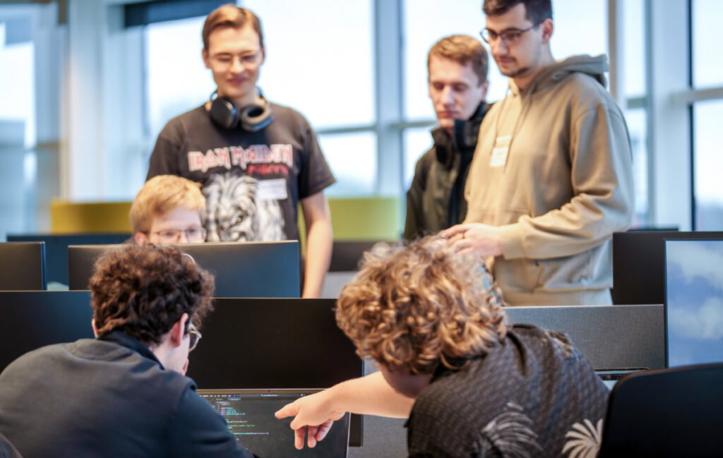 Professionals verbeteren hun AI-skills voor het verantwoord en effectief toepassen van kunstmatige intelligentie